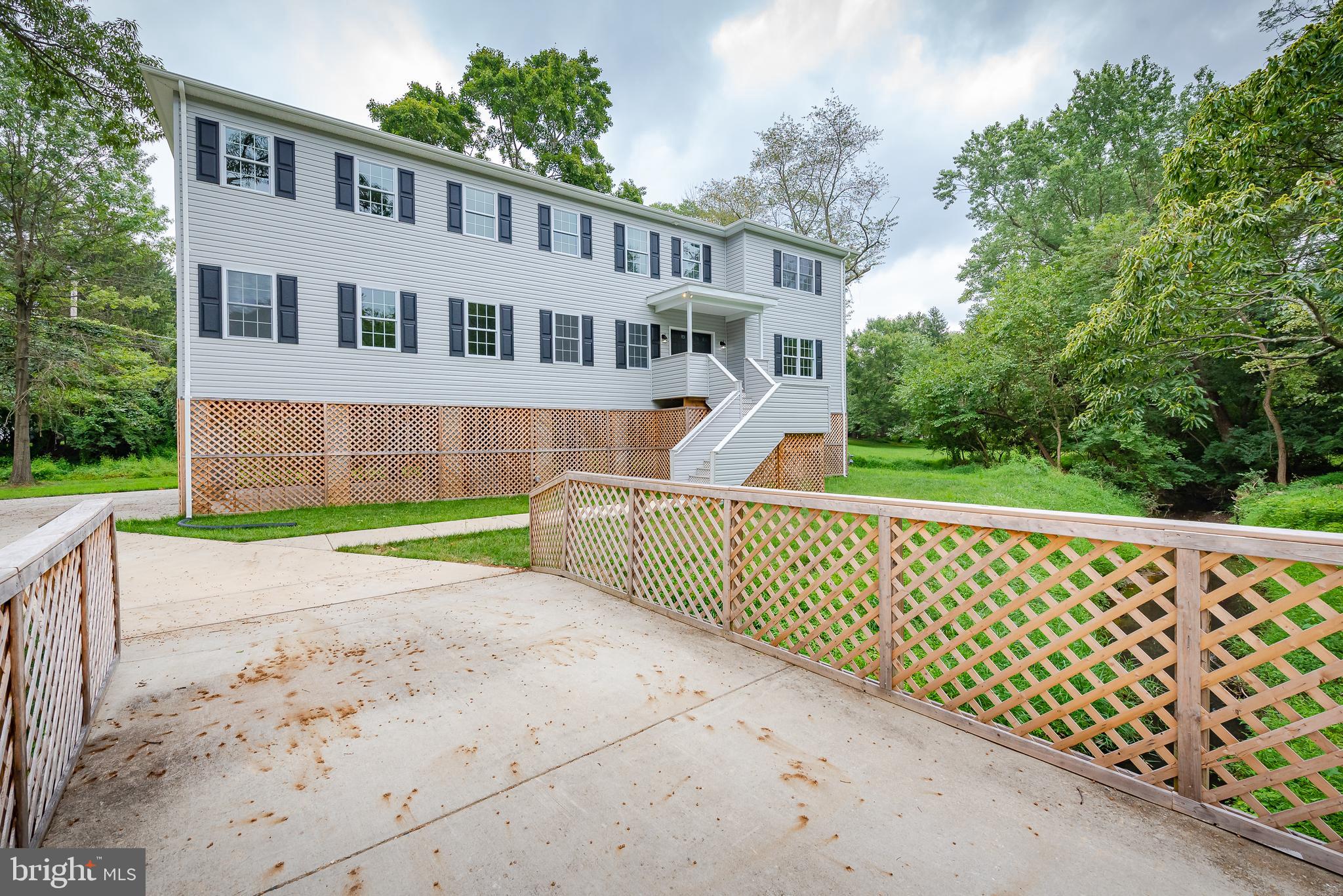 VALLEY MEDE - Residential