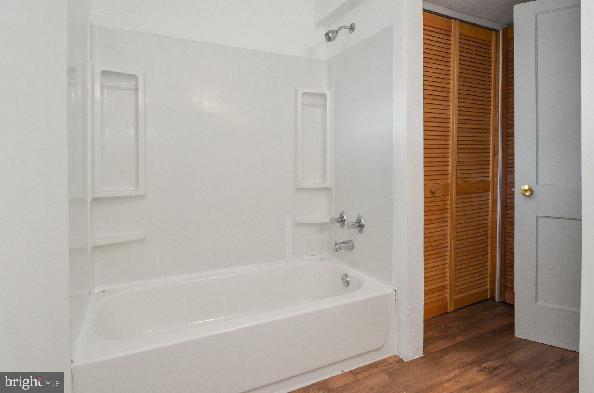 DAMASCUS TERRACE - Residential