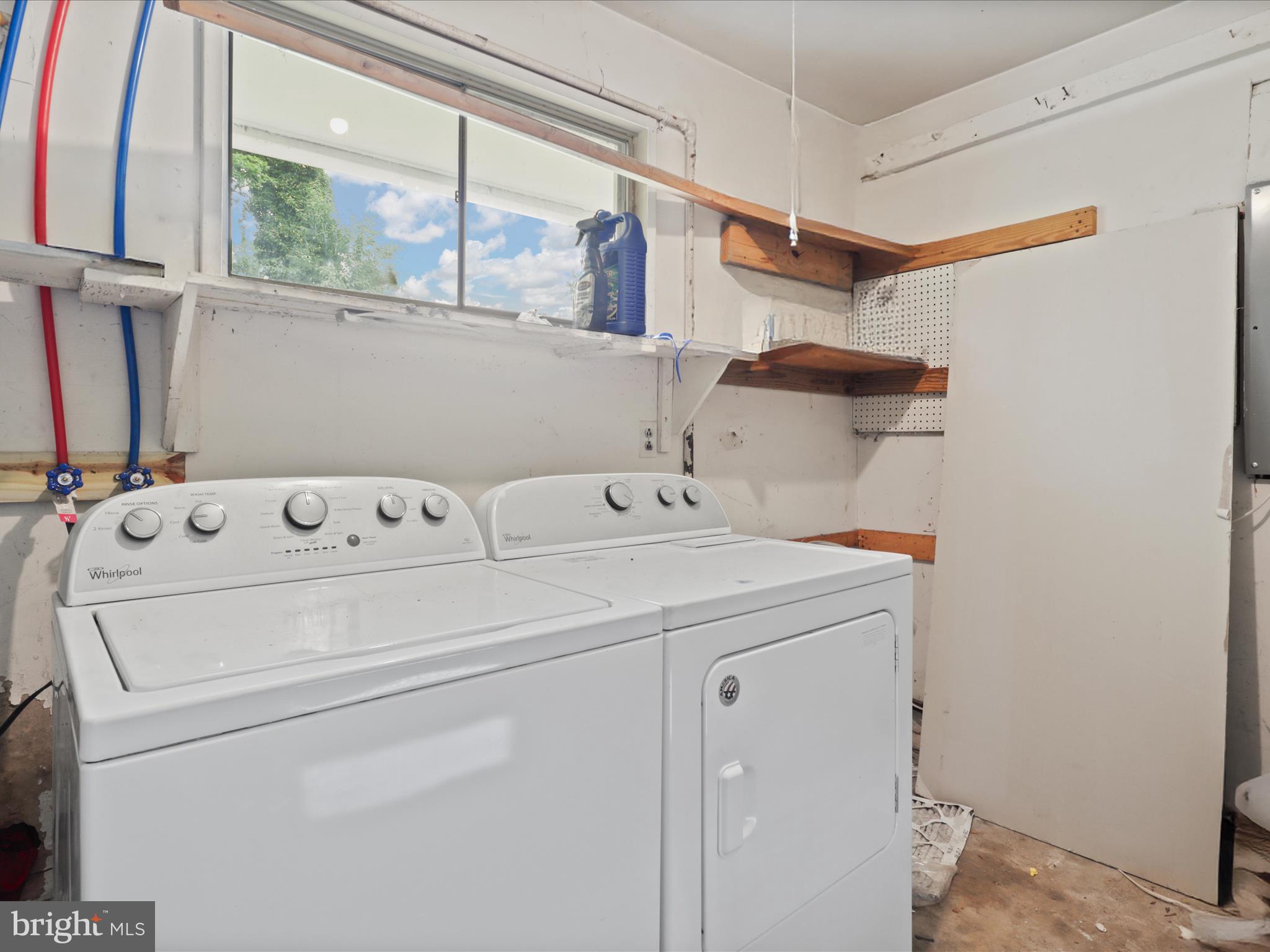 FAIRFAX CITY - Residential