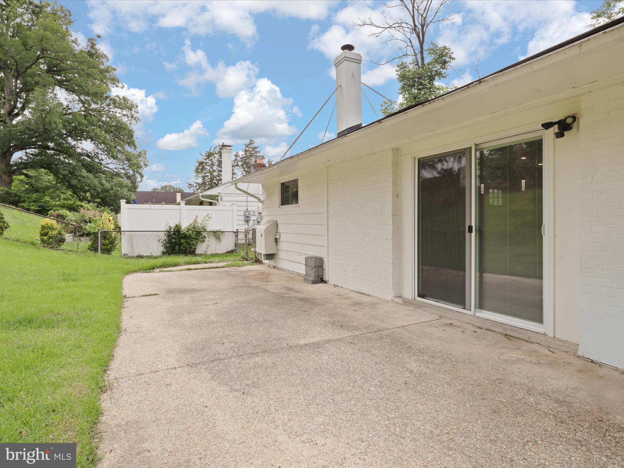 FAIRFAX CITY - Residential