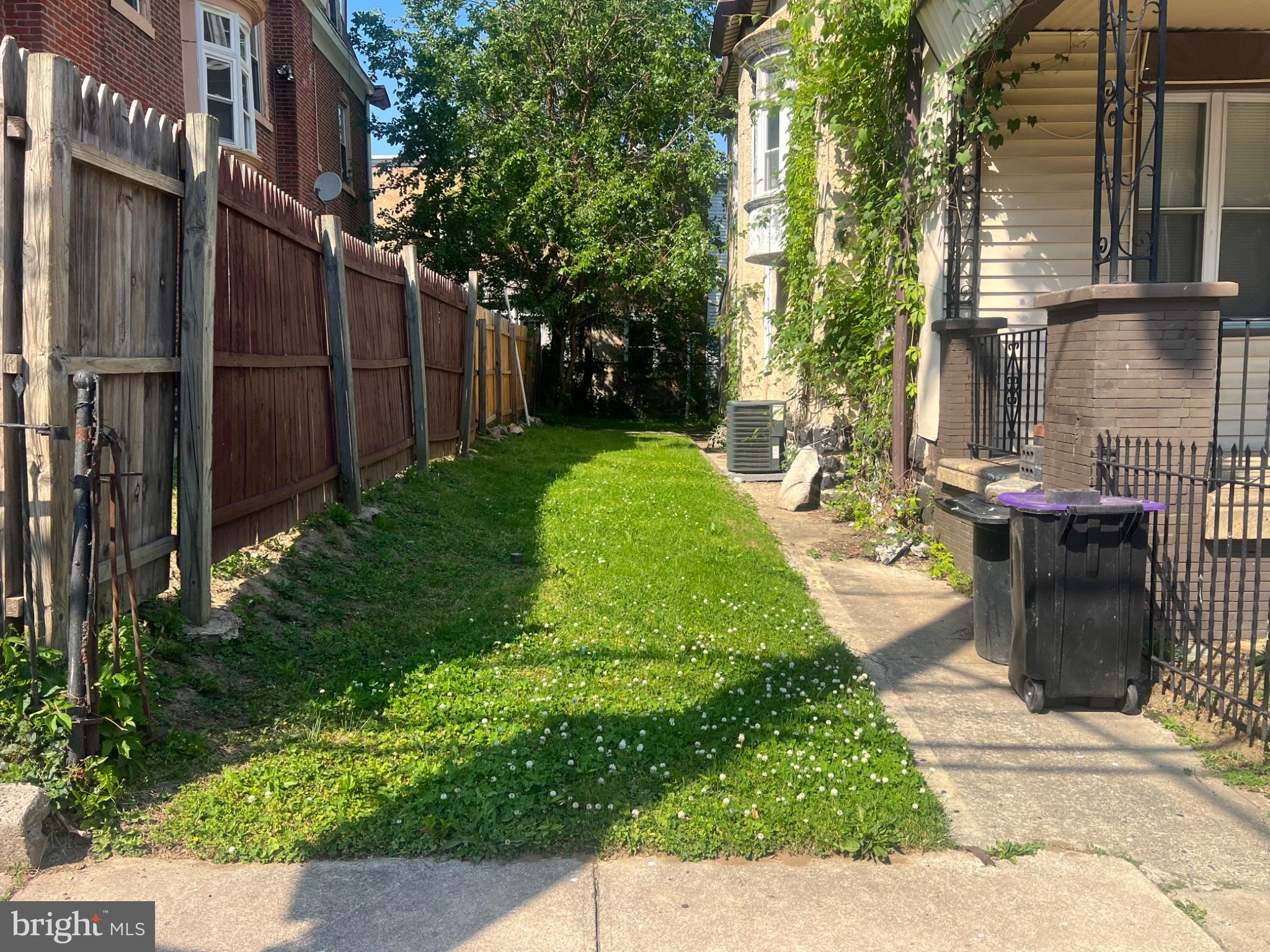 4623 PULASKI