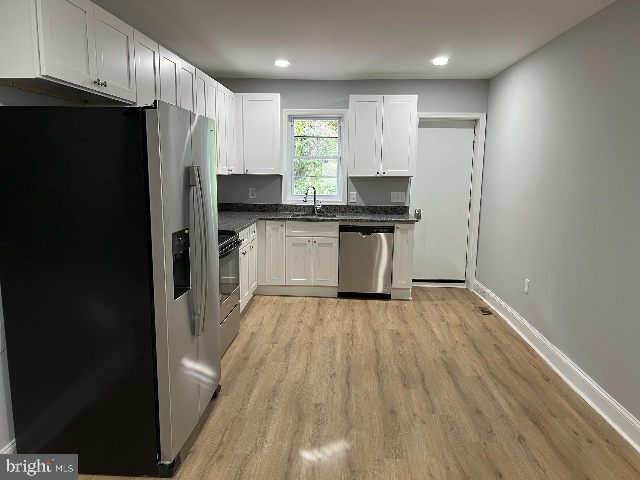 HARWOOD - Residential Lease