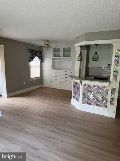 210 BEGONIA COURT