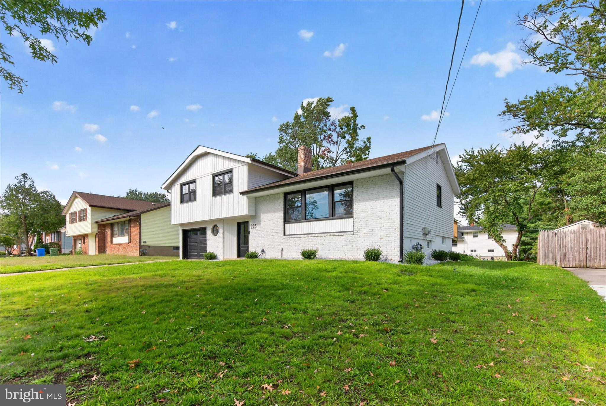 225 DRAKE ROAD