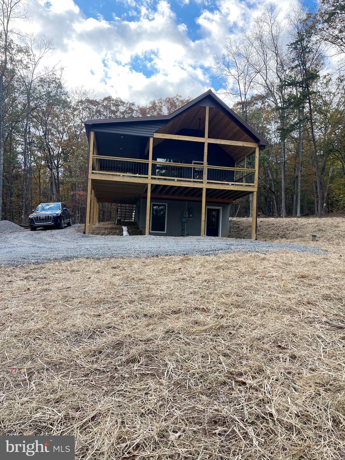 SLEEPY CREEK FARMS - Residential