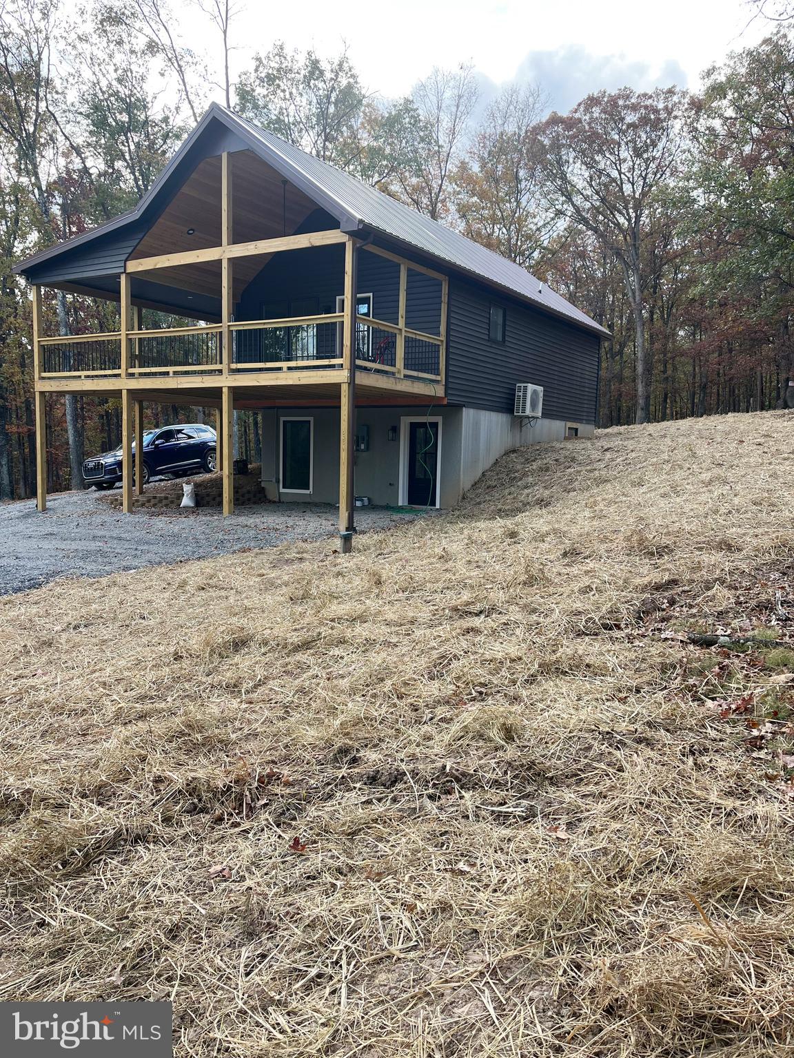 SLEEPY CREEK FARMS - Residential