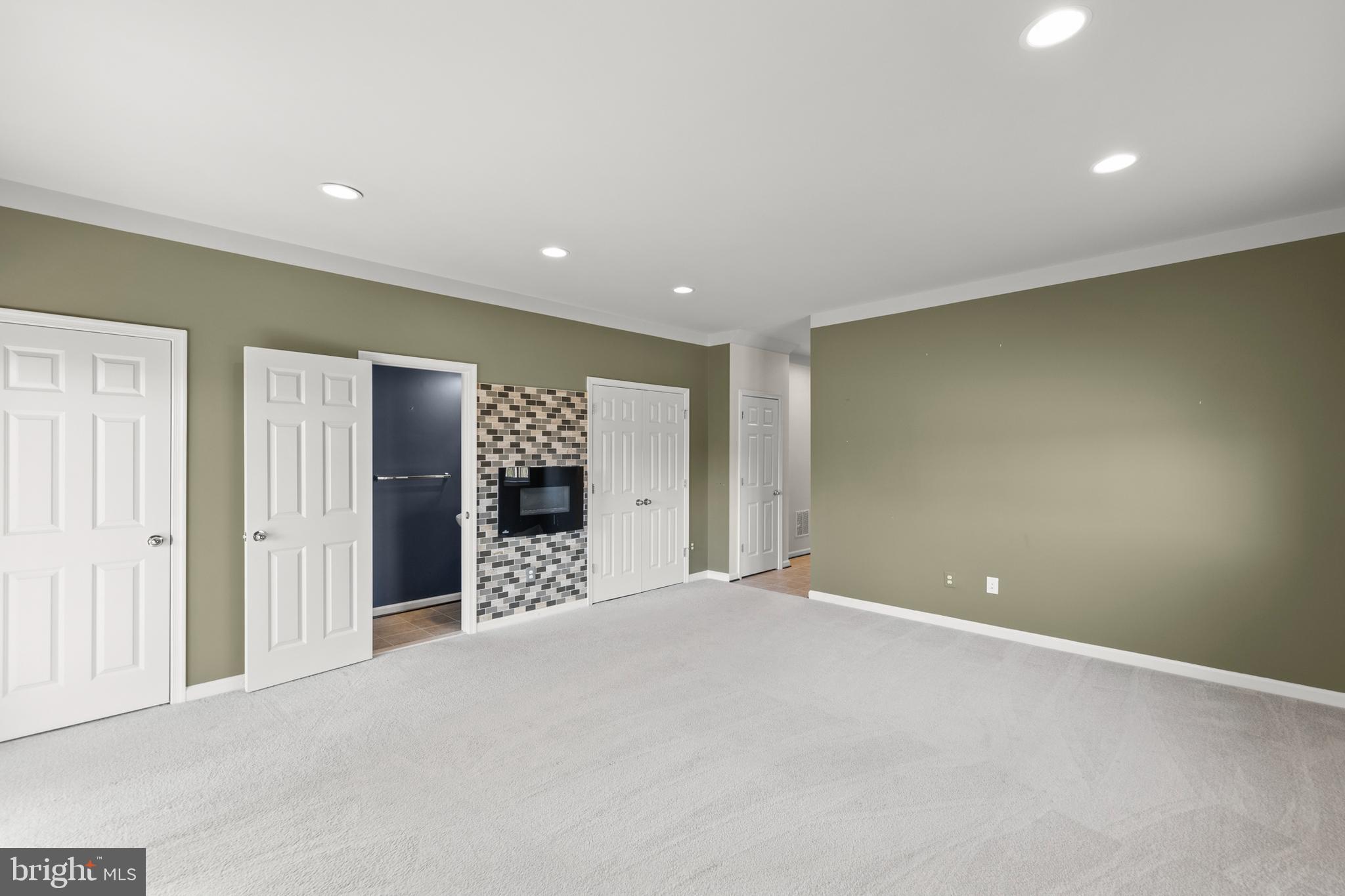 SNOWDEN BRIDGE - Residential