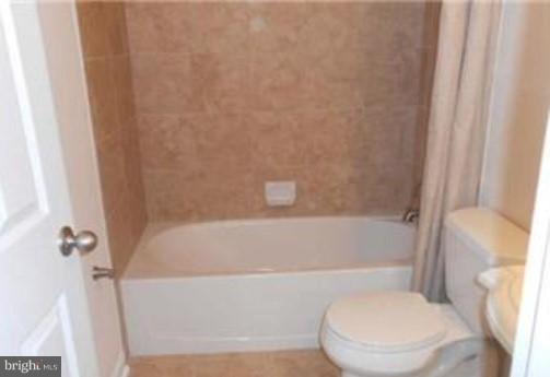 TOWN CENTER AT CAMP SPRINGS - Residential Lease