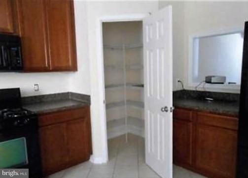 TOWN CENTER AT CAMP SPRINGS - Residential Lease