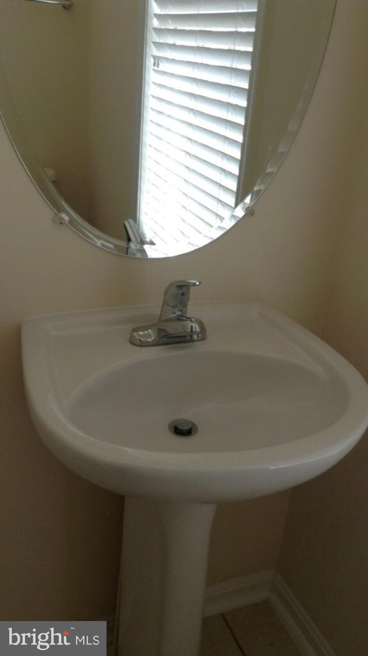 TOWN CENTER AT CAMP SPRINGS - Residential Lease