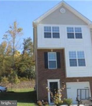 TOWN CENTER AT CAMP SPRINGS - Residential Lease