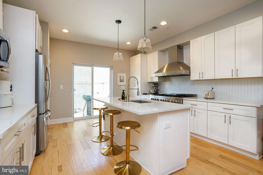 Welcome to 1916 S 6th Street!  This incredible home is on an extra wide and extra deep  lot…for well under 700K, 4 bedroom, 3 bathrooms and finished basement. This gorgeous home includes all the upgraded amenities. From the kitchen walk out to an oversized backyard, ideal for entertaining. The kitchen is a true "chef's" kitchen. Features a 48-inch, double oven 7 burner, dual fuel Z-line range and hood.  Tons of storage including a full size pantry and custom coat closet.  The second floor has 2 large sized bedrooms, a laundry room, a full bathroom and large linen closet. Each bedroom has custom walk-in closets. The third floor consists of a very large primary suite complete with a beautiful master en-suite. The master suite contains two separate custom walk-in closets. The bathroom includes a large walk-in shower and soaker tub. Inside the bathroom is an additional closet for linen and storage.   Stop by the custom wet bar outside of the primary suite before heading to the roof deck which boasts 360 views of the city. The finished basement contains an additional bedroom and a full bathroom with additional storage.  Approximately 6 years remains of a FULL tax abatement.  
House is in the highly sought after Southwark School catchment, offering a Two-Way Spanish Immersion program. Steps away from BOK, Passyunk Ave, Target, and so much more. Schedule your private showing today!