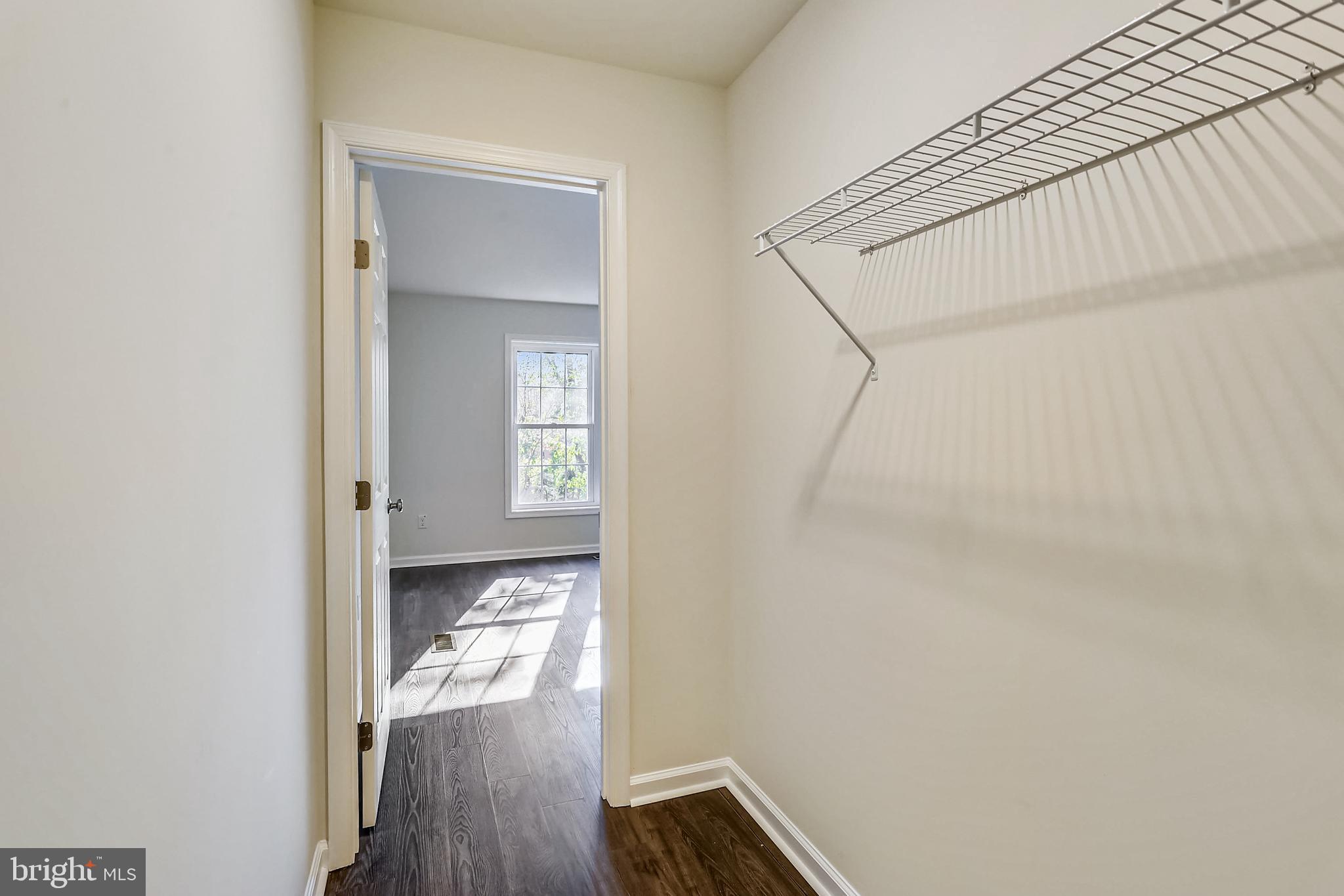 KEMP MILL ESTATES - Residential Lease