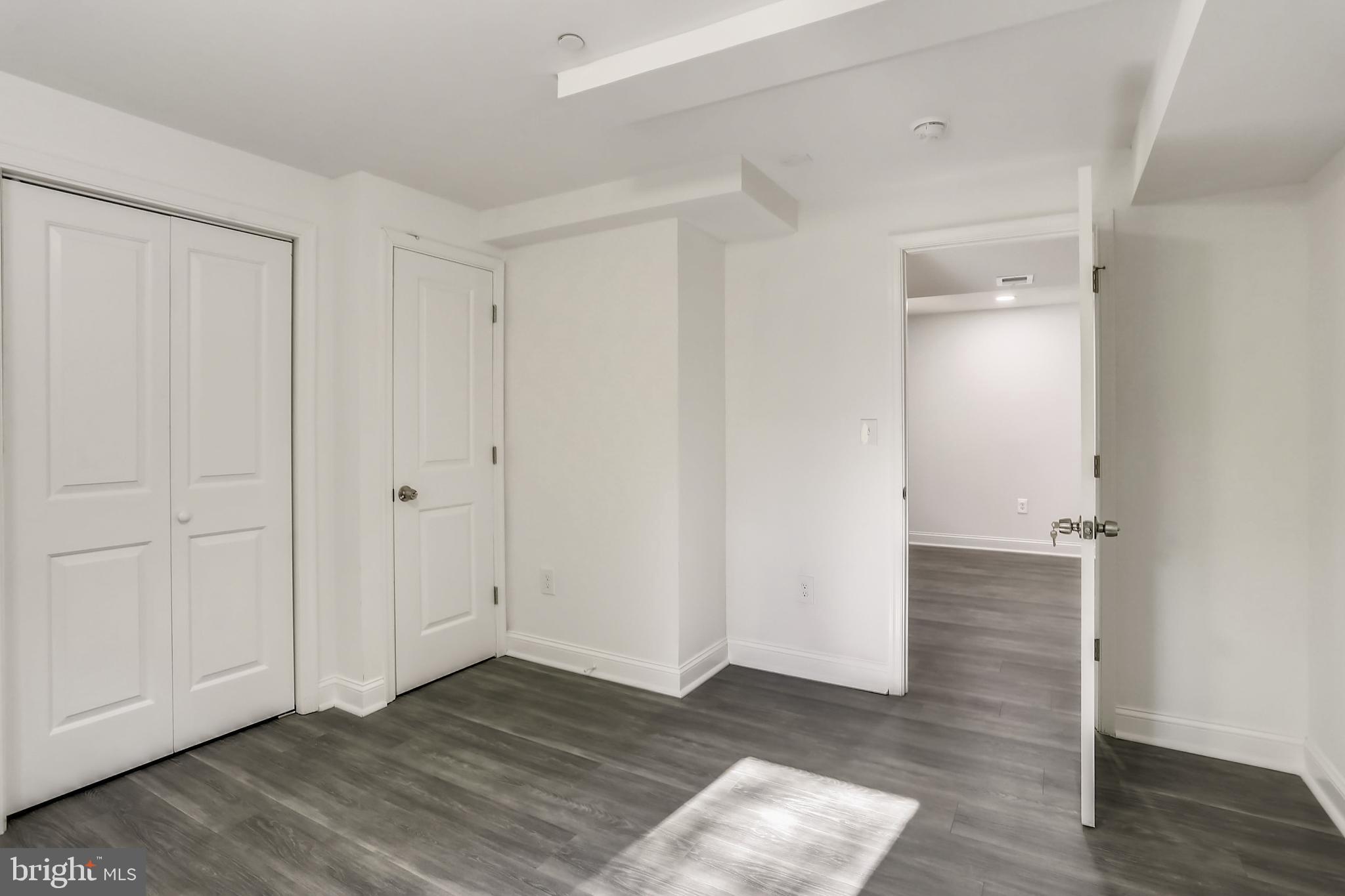 KEMP MILL ESTATES - Residential Lease