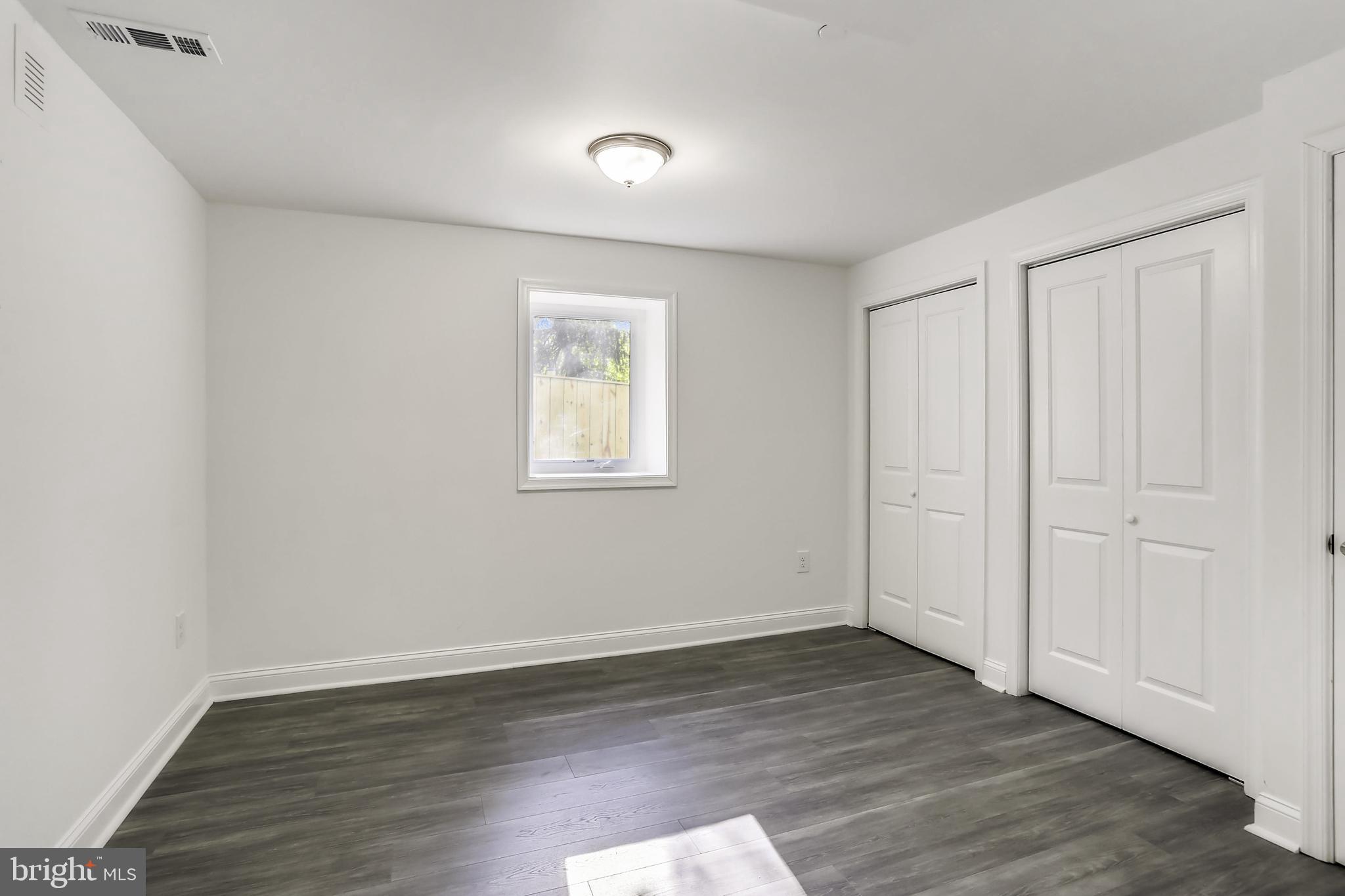 KEMP MILL ESTATES - Residential Lease