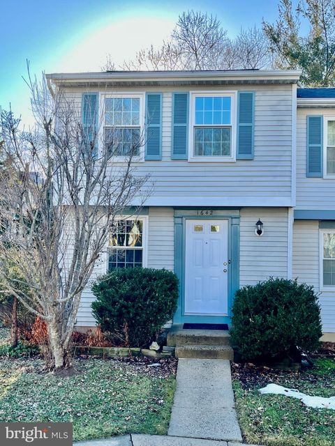 1642 HARVEST GREEN COURT RESTON VA 20194