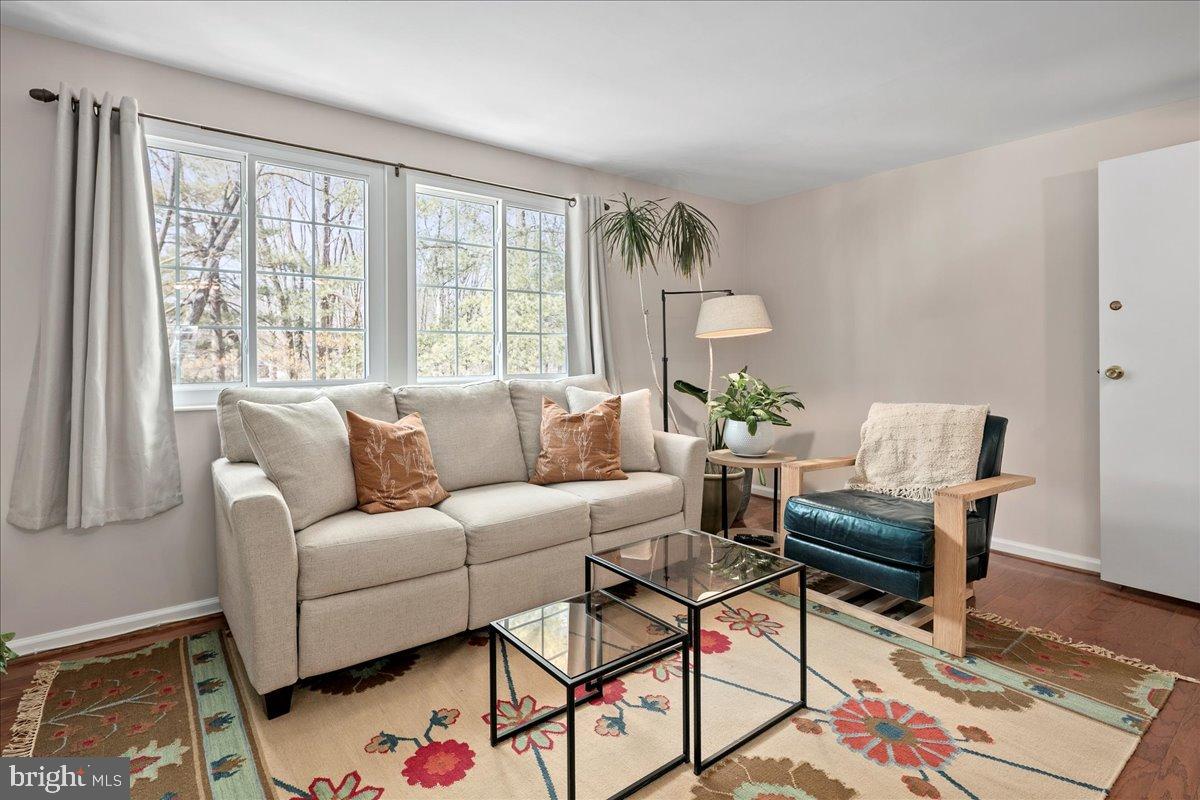 RESTON - Residential