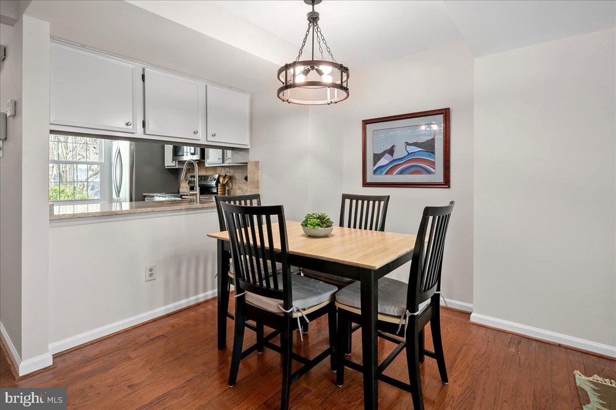 RESTON - Residential