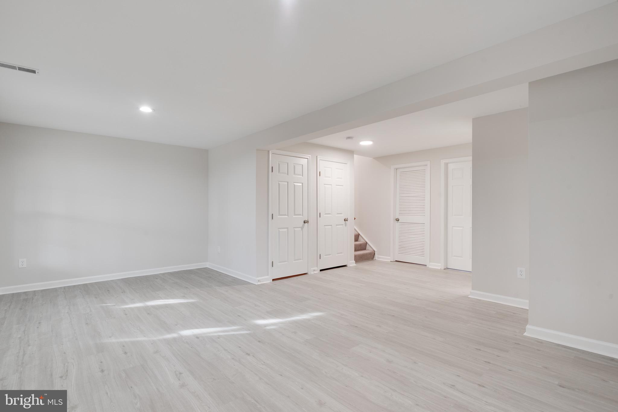 CENTRE RIDGE - Residential