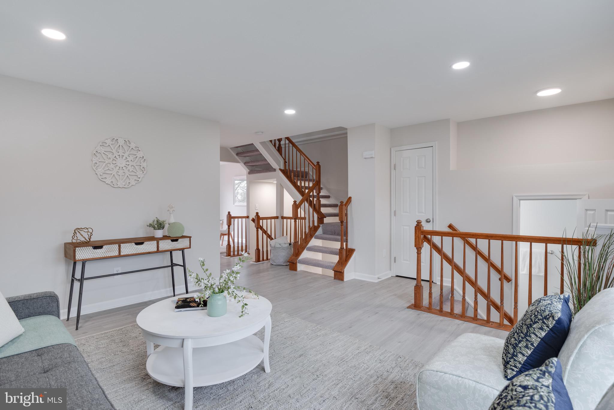 CENTRE RIDGE - Residential