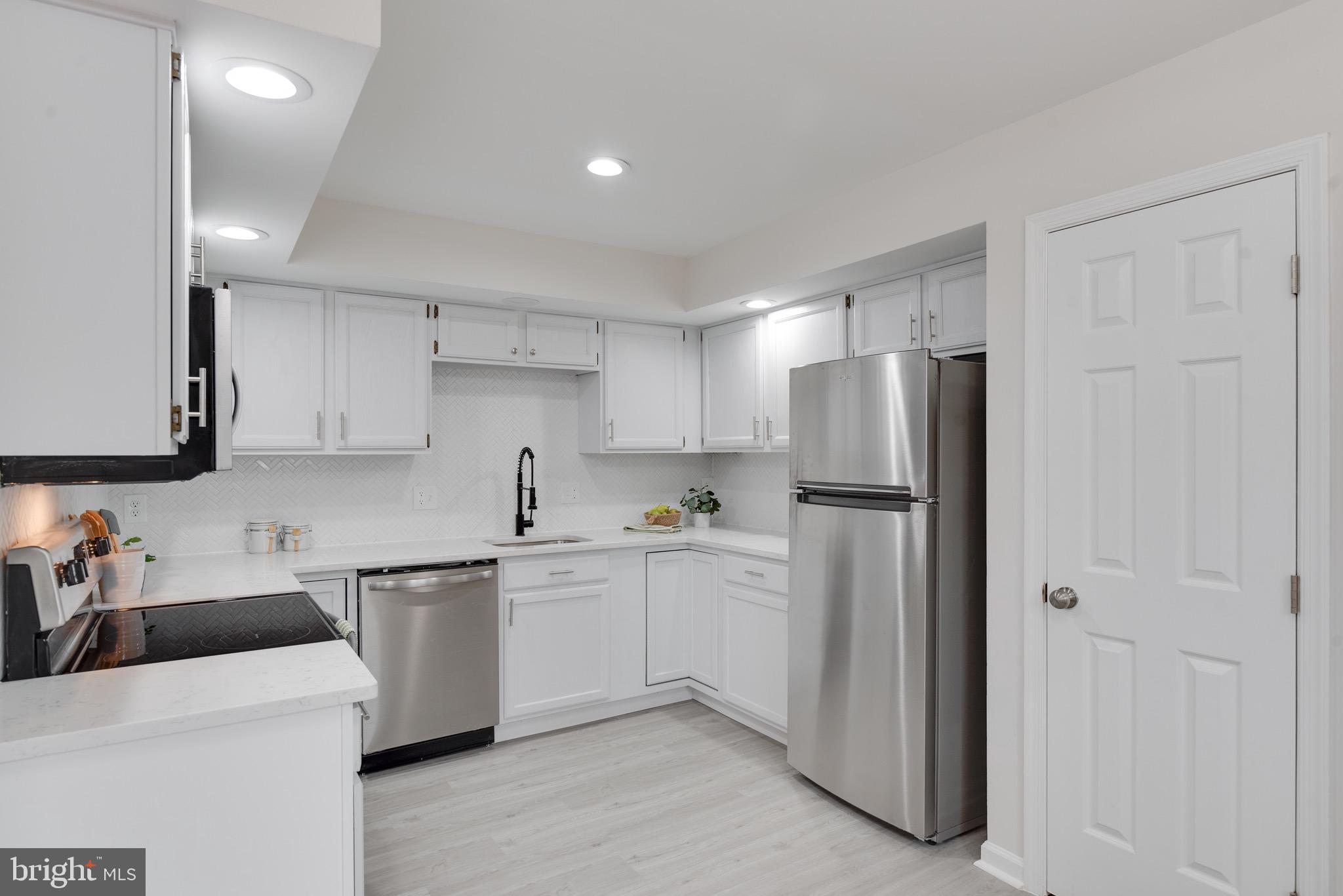 CENTRE RIDGE - Residential