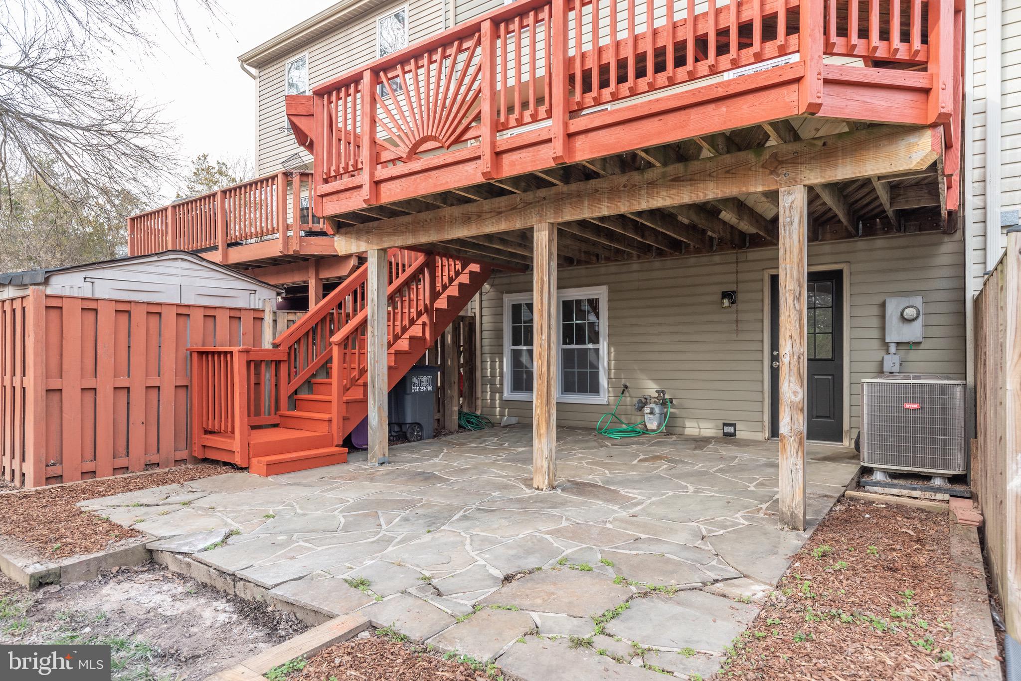 CENTRE RIDGE - Residential