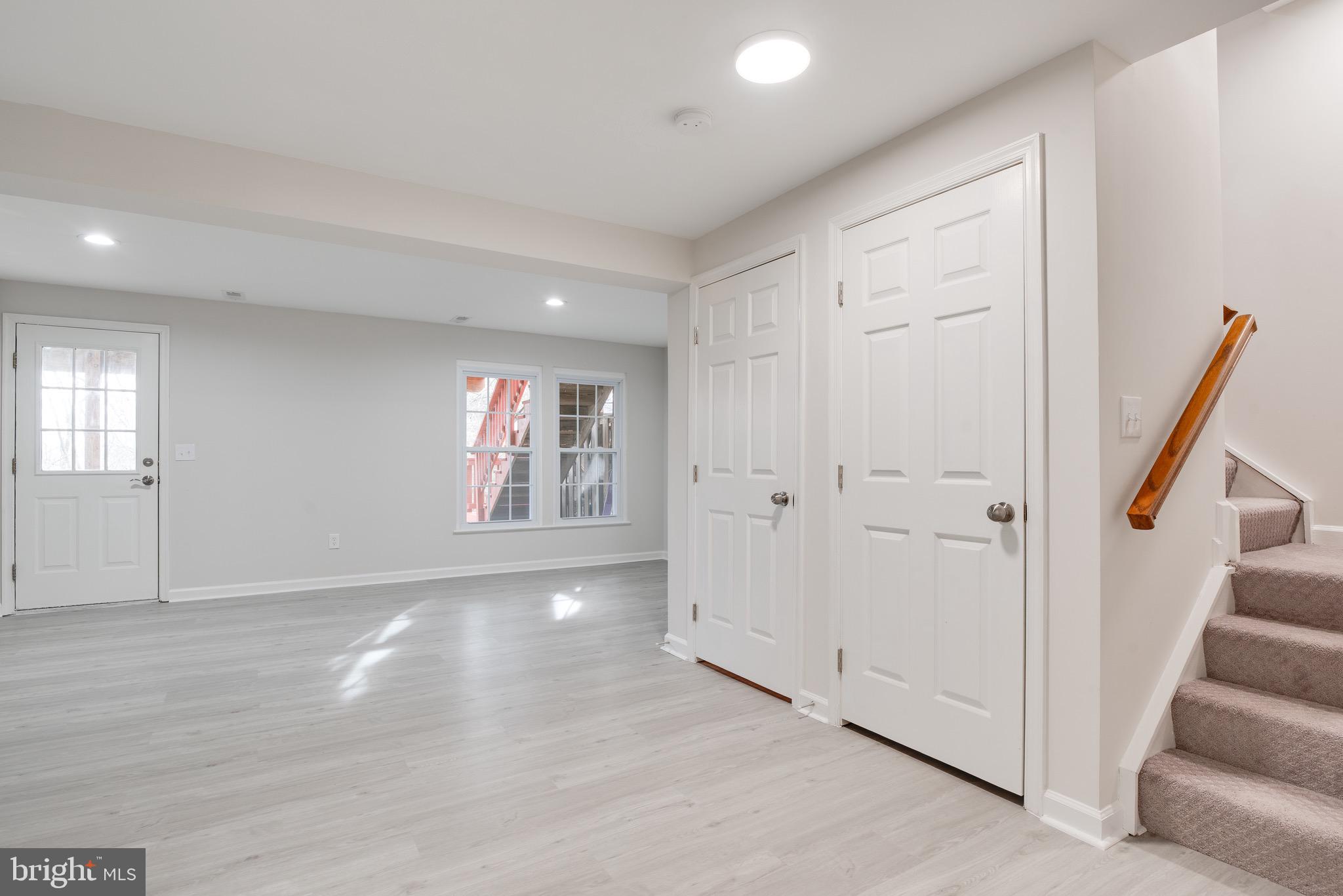 CENTRE RIDGE - Residential