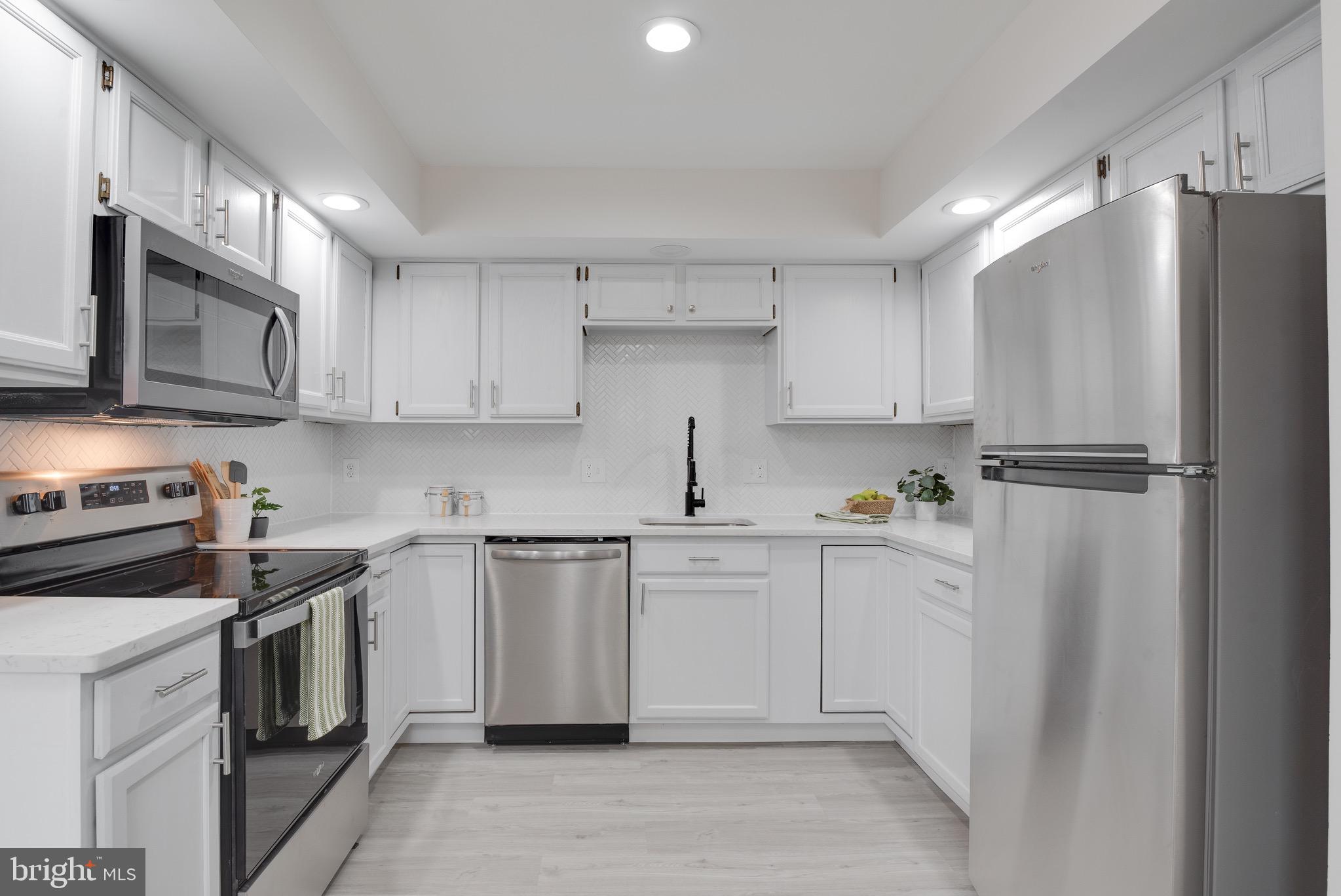 CENTRE RIDGE - Residential