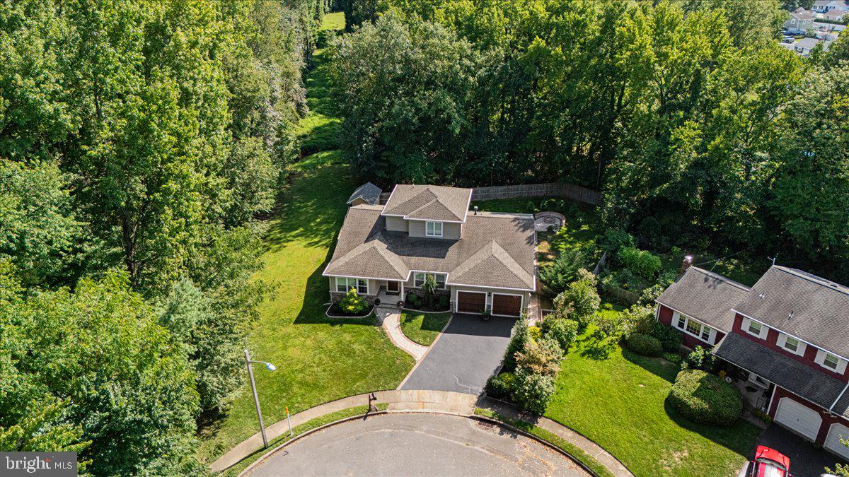 25 BREE DRIVE