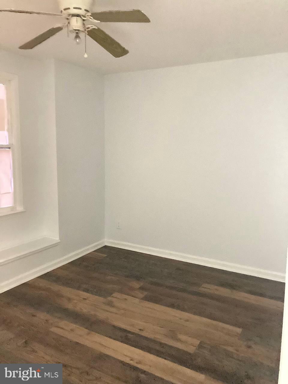 ELMWOOD PARK - Residential