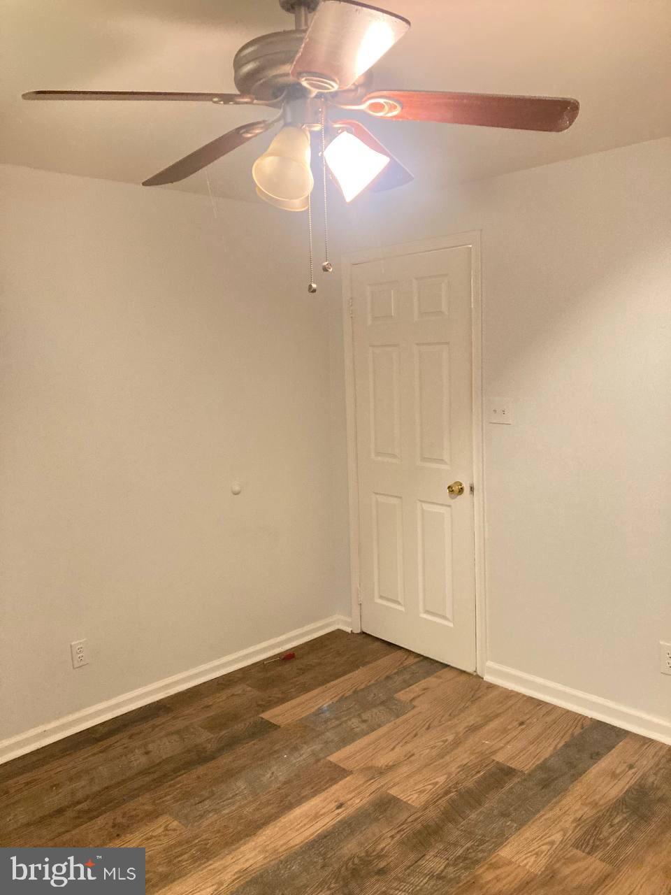 ELMWOOD PARK - Residential