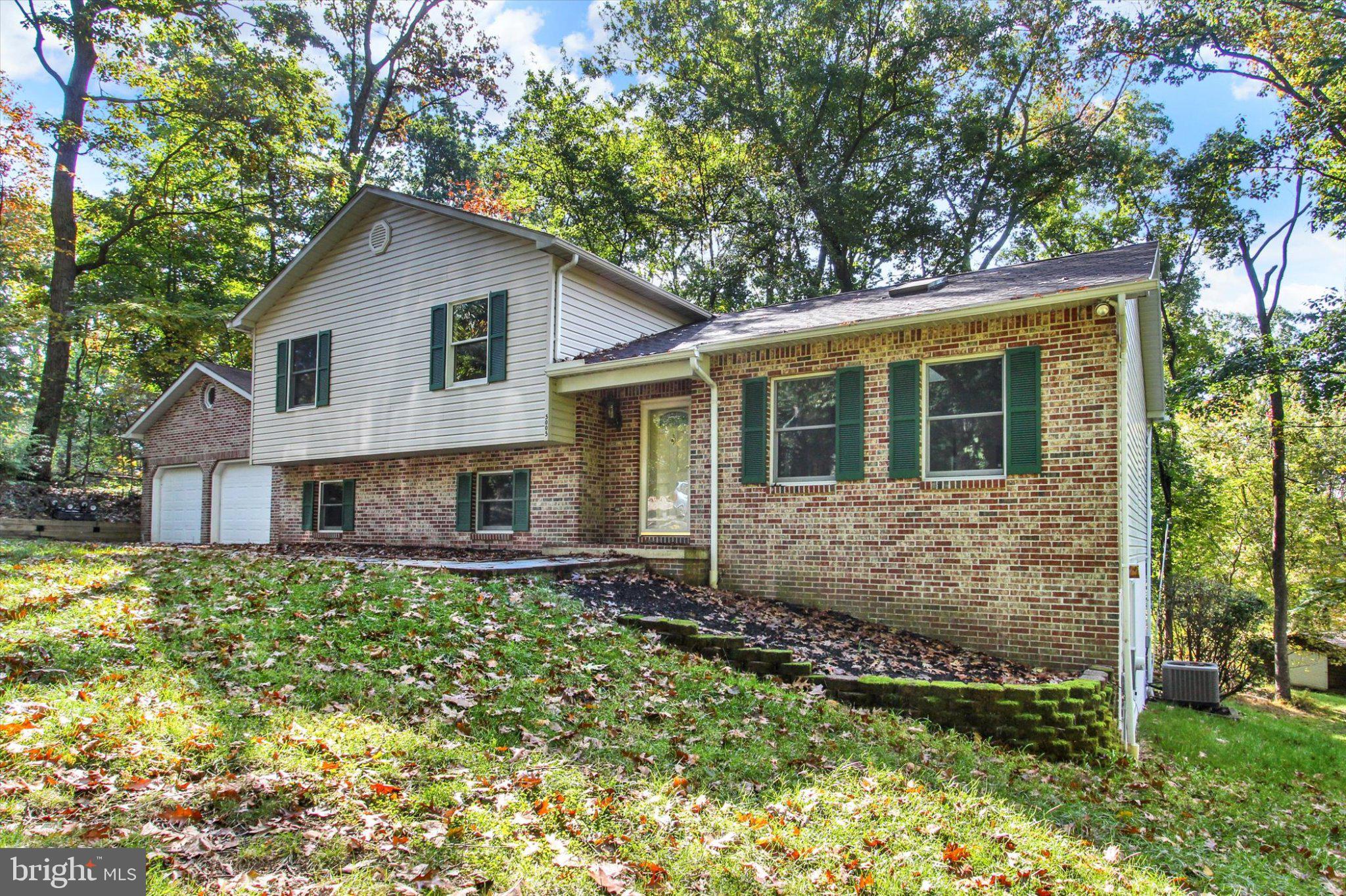 5005 MICHAELS MEADOW DRIVE