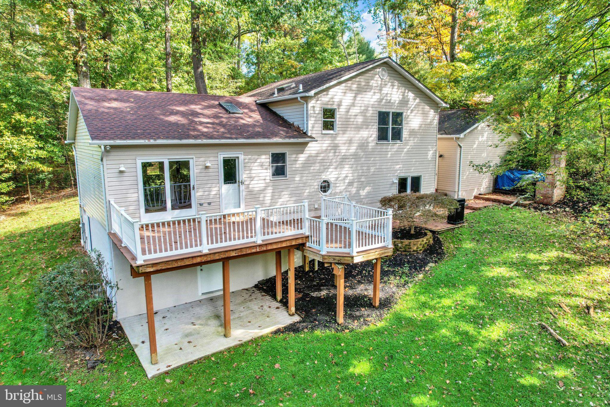 5005 MICHAELS MEADOW DRIVE