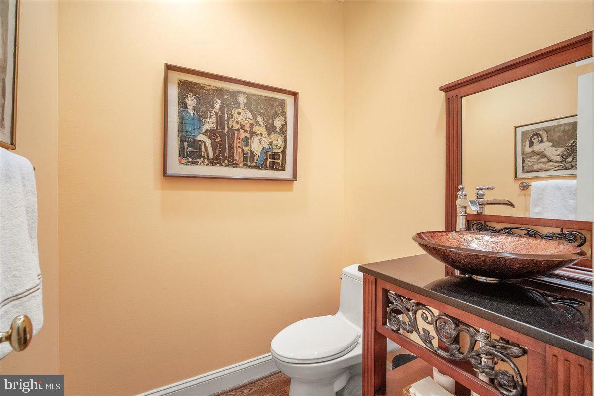 BRADLEY HILLS GROVE - Residential