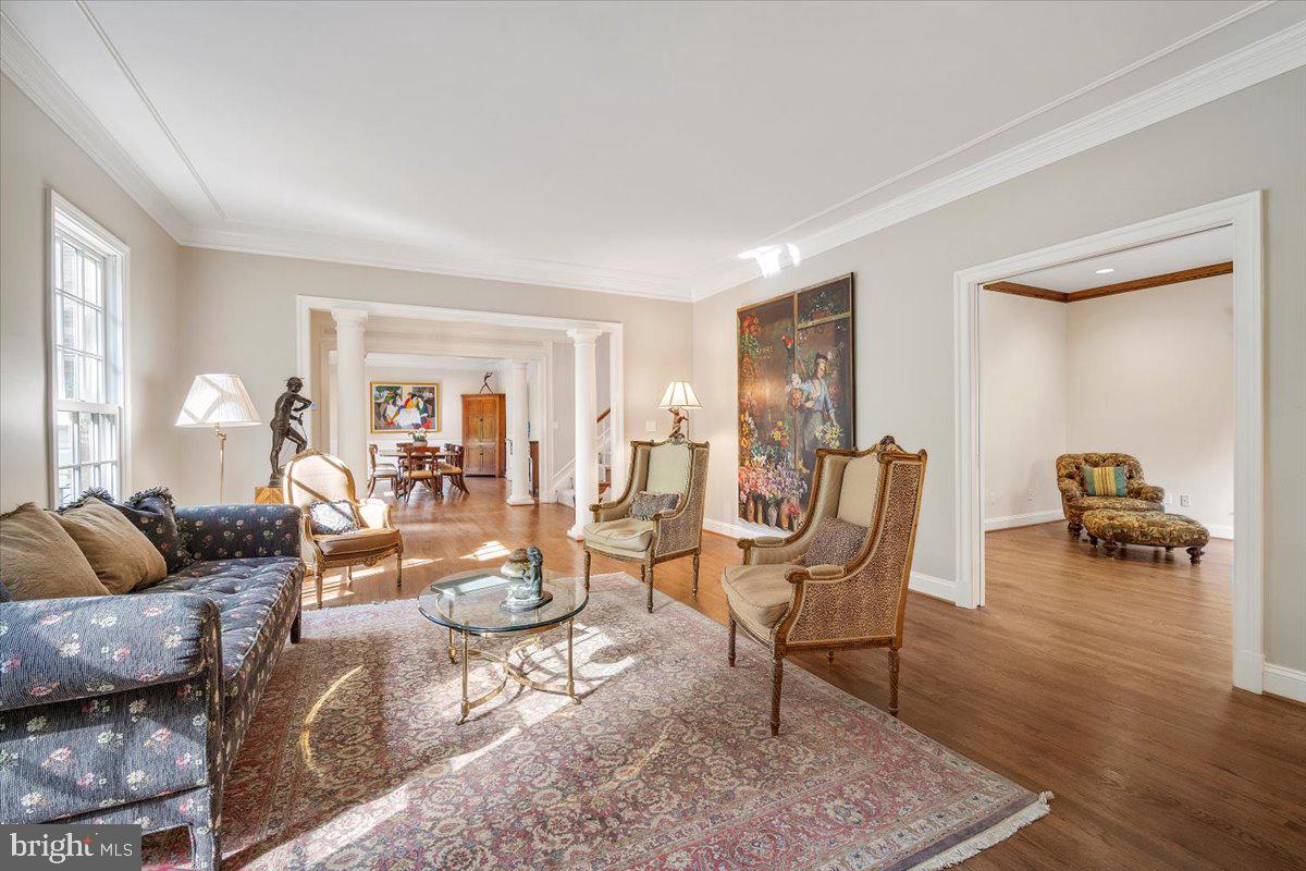 BRADLEY HILLS GROVE - Residential