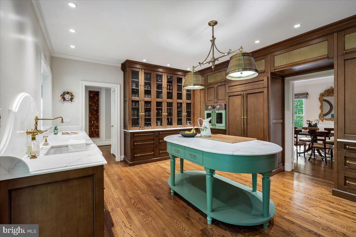 BRADLEY HILLS GROVE - Residential