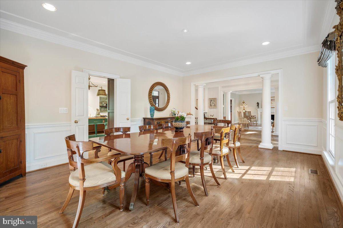 BRADLEY HILLS GROVE - Residential