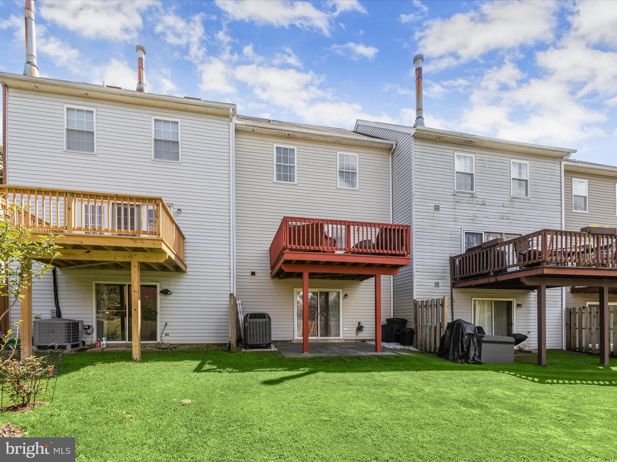 CROMWELL STATION - Residential Lease