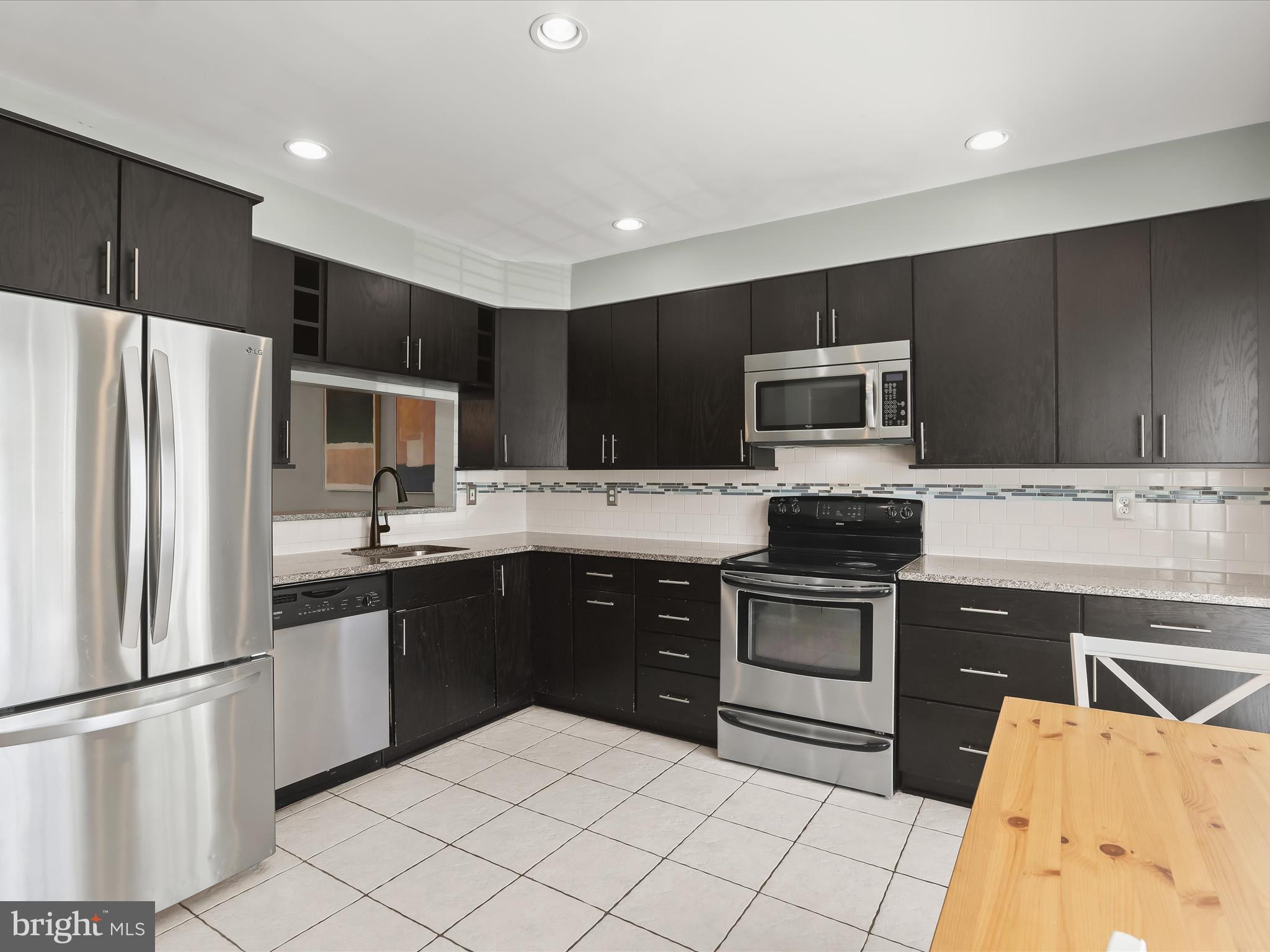 CROMWELL STATION - Residential Lease