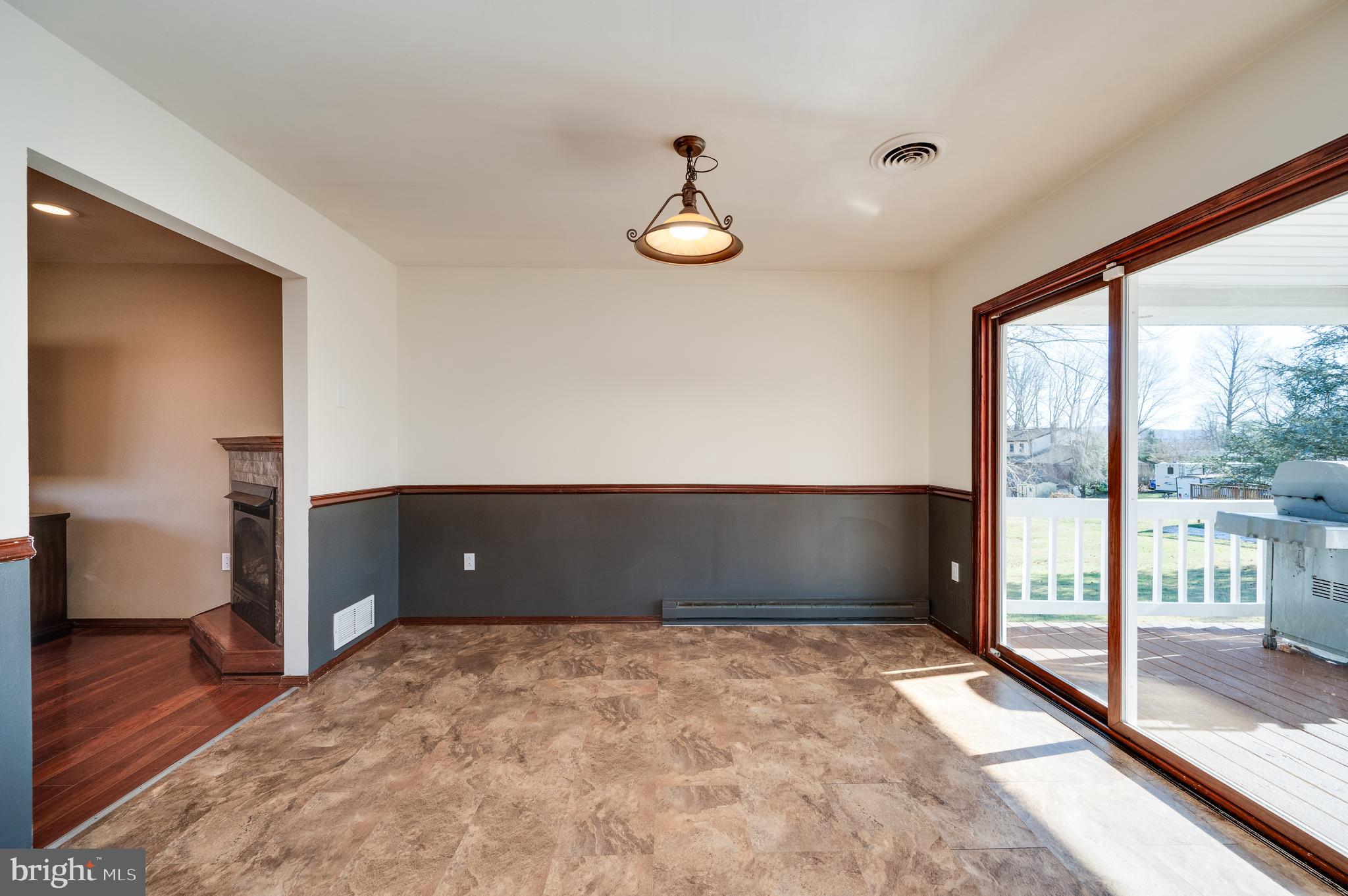 WEST SHORE - Residential