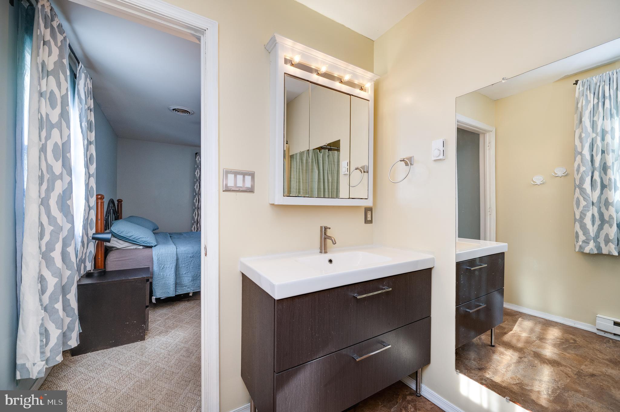 WEST SHORE - Residential