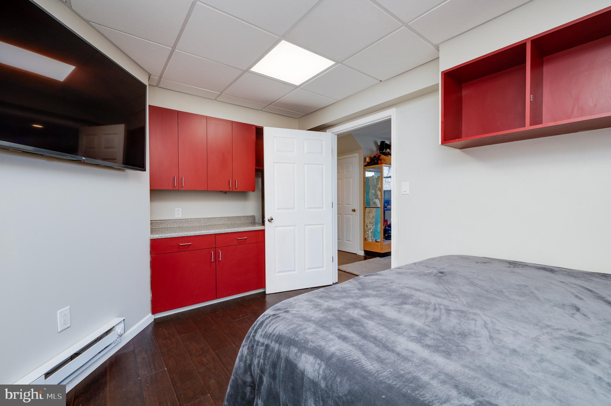 WEST SHORE - Residential