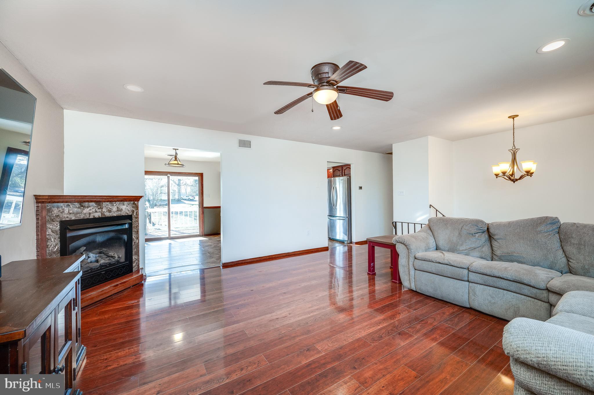 WEST SHORE - Residential