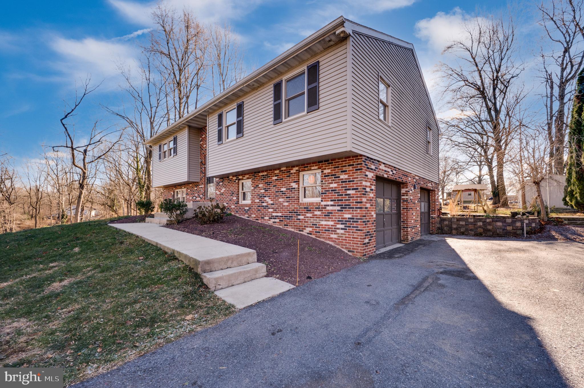 WEST SHORE - Residential