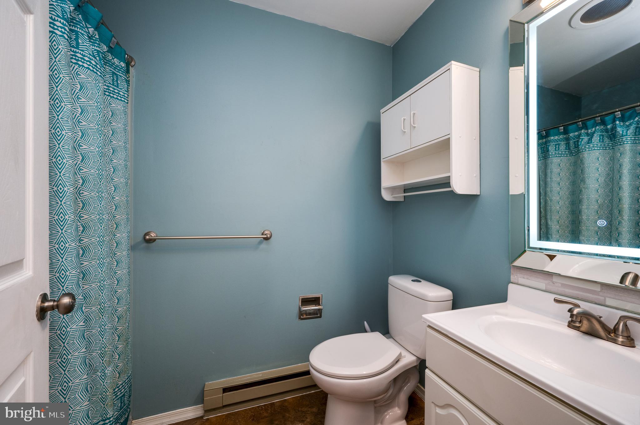 WEST SHORE - Residential