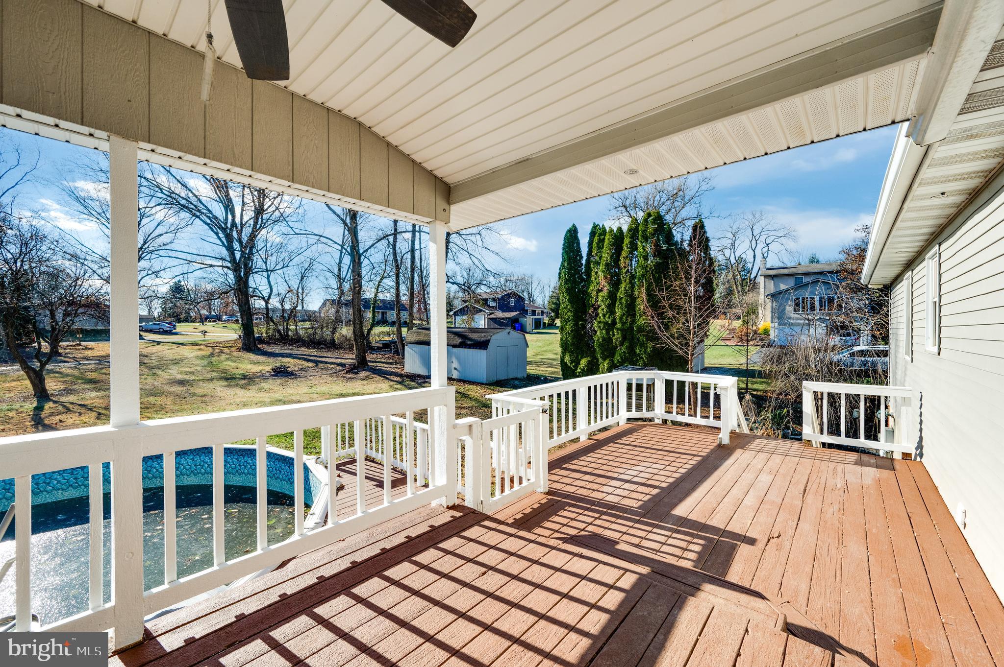 WEST SHORE - Residential