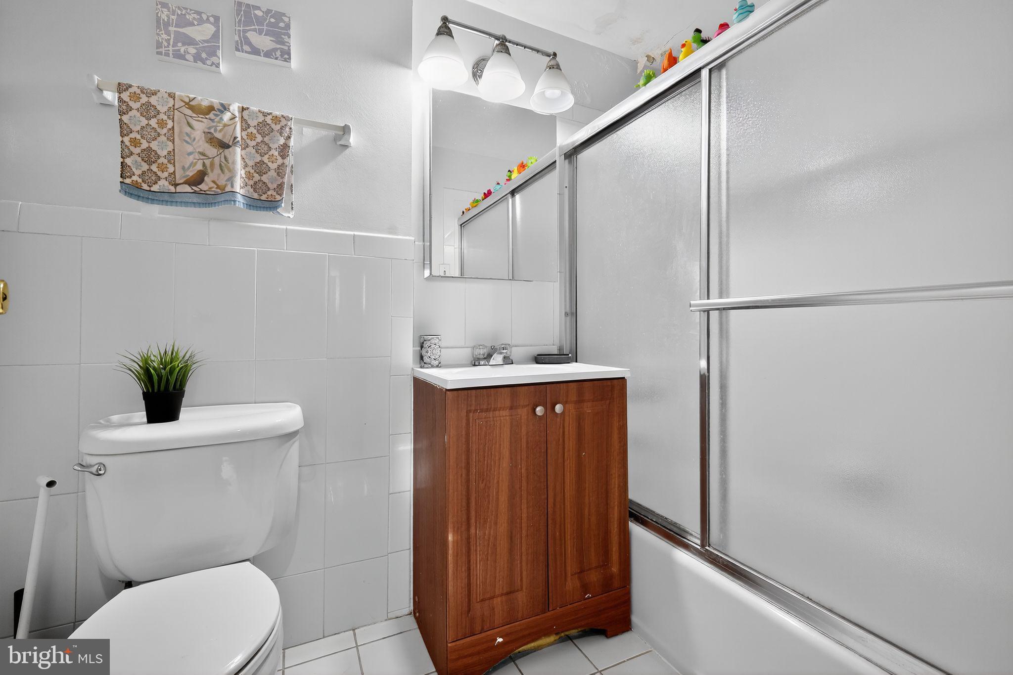 WEST SPRING - Residential