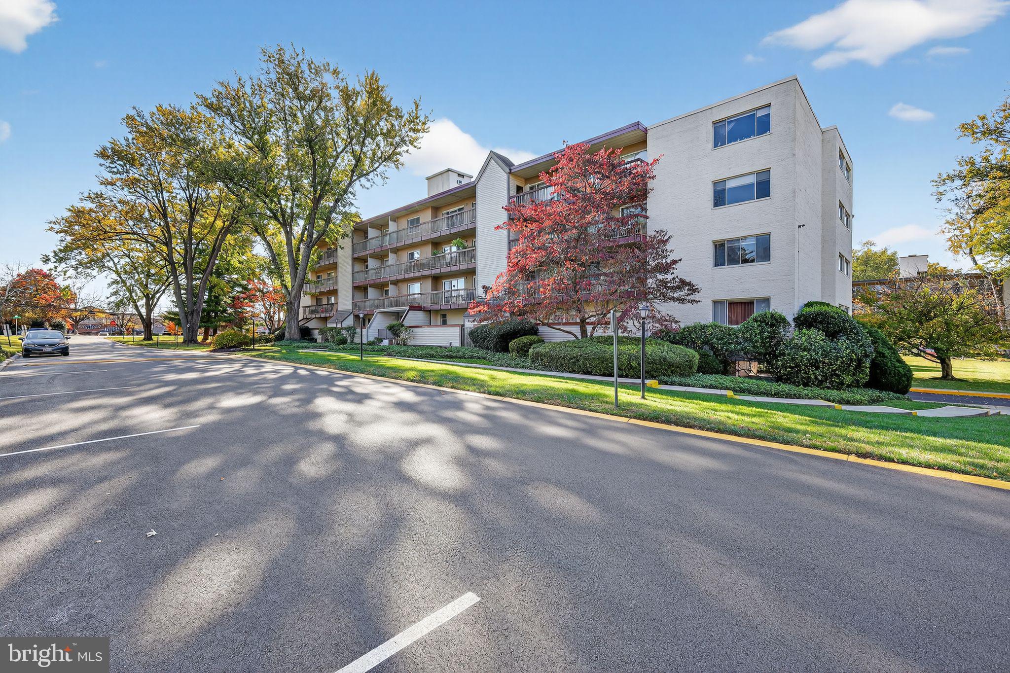 WEST SPRING - Residential