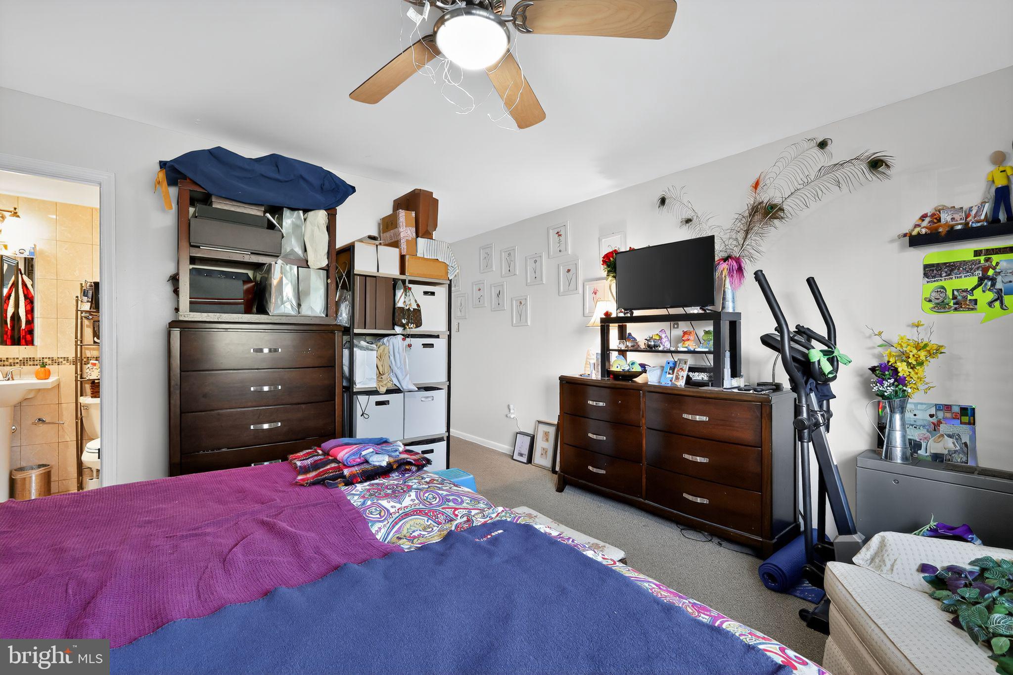 WEST SPRING - Residential