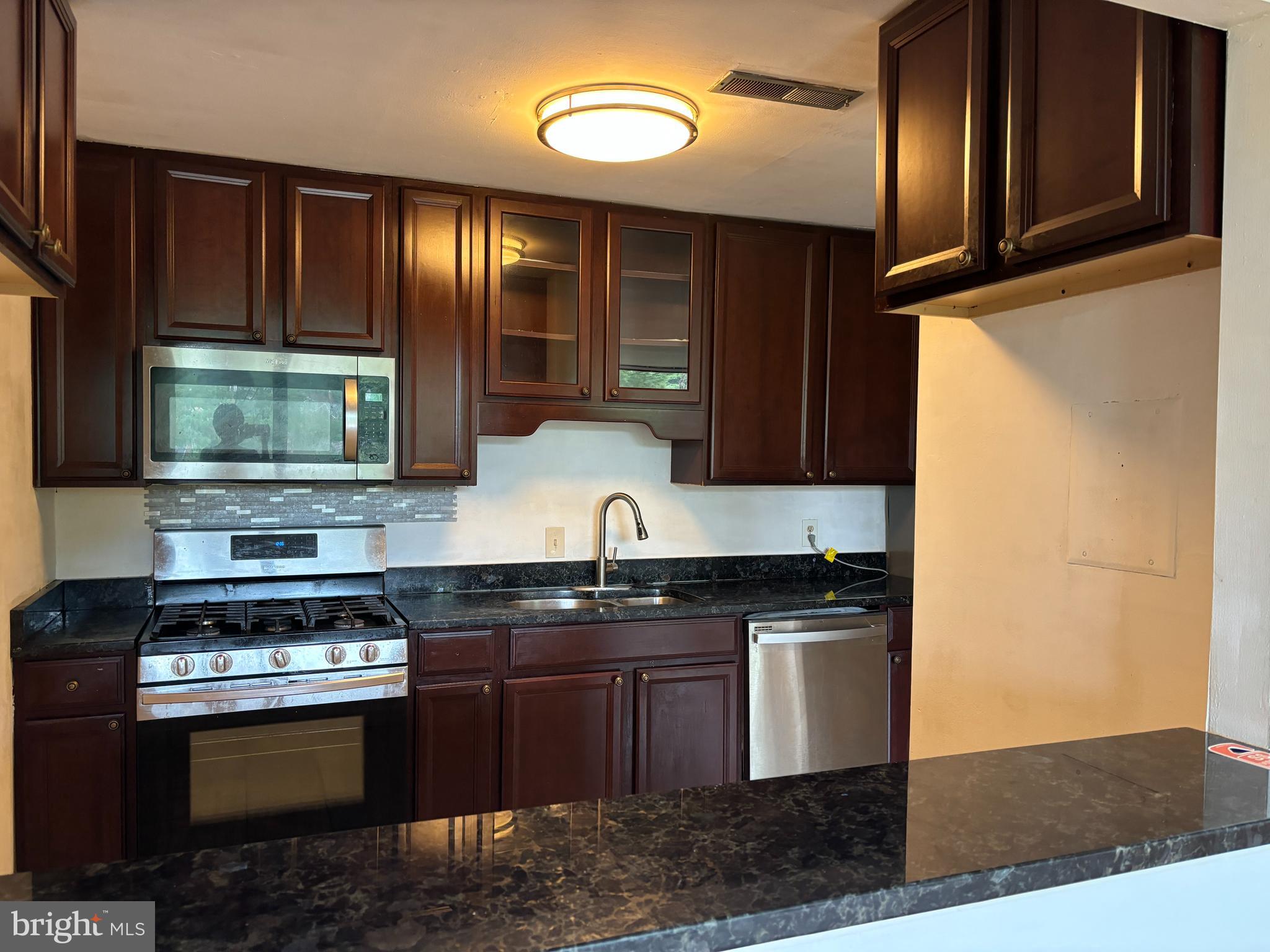 SAXONY SQUARE - Residential Lease